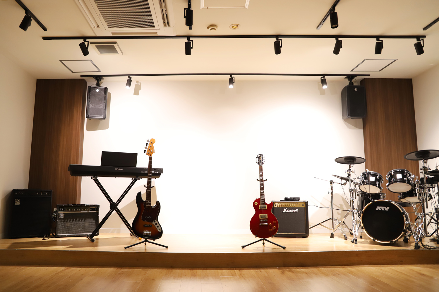 MUZYX吉祥寺本店の内観9