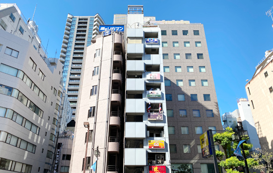 MUZYX池袋店の住所・アクセス・営業時間